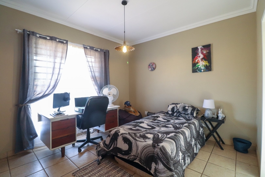 3 Bedroom Property for Sale in La Hoff North West